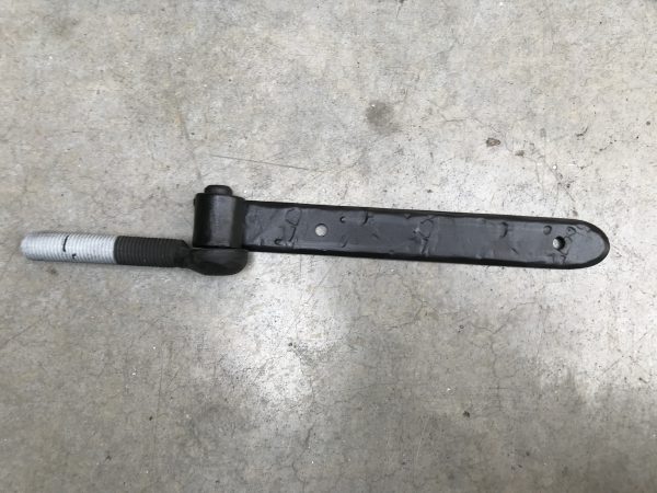 Rechte handgesmede lenen + muurhaak